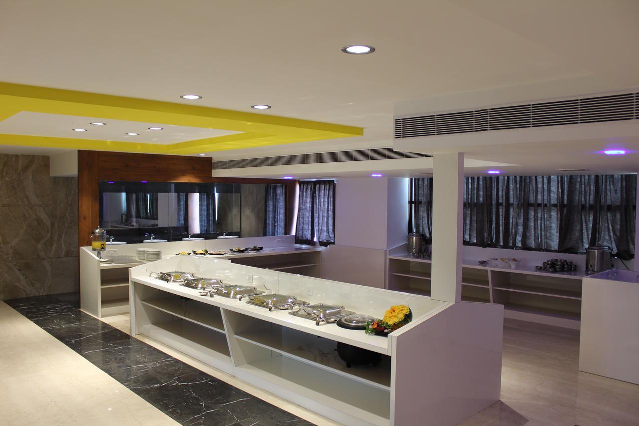 Hotel Hills Tirupattur Tiruppatur Extérieur photo
